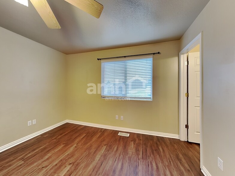 Building Photo - 1365 W 1700 S