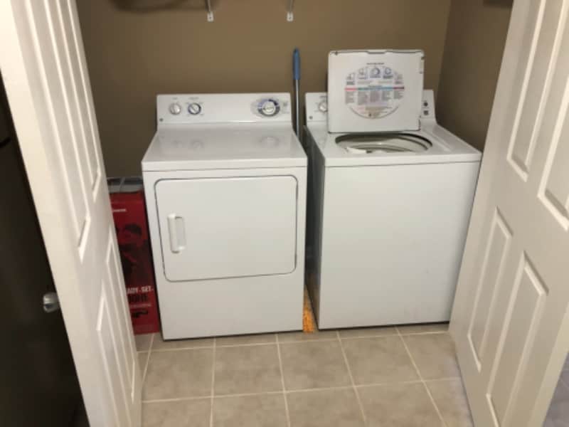 Building Photo - 303 Helen Keller Blvd