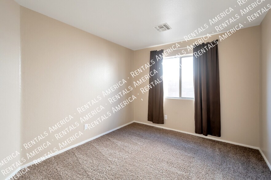 Building Photo - 30740 Maple Chase Dr