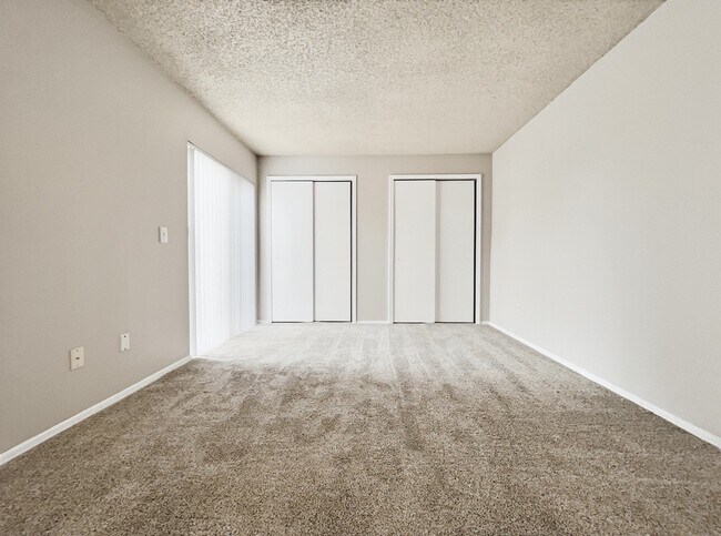 Building Photo - 1017 Whalebone Bay Dr