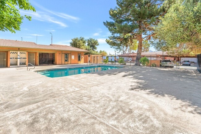 Building Photo - Spacious One-Bedroom Condo for Rent!