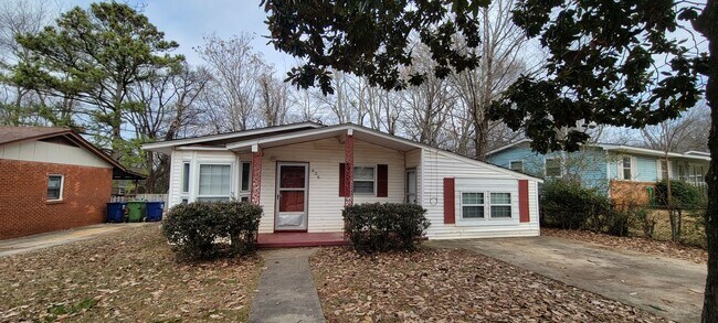 Building Photo - 626 Kennan Rd NW