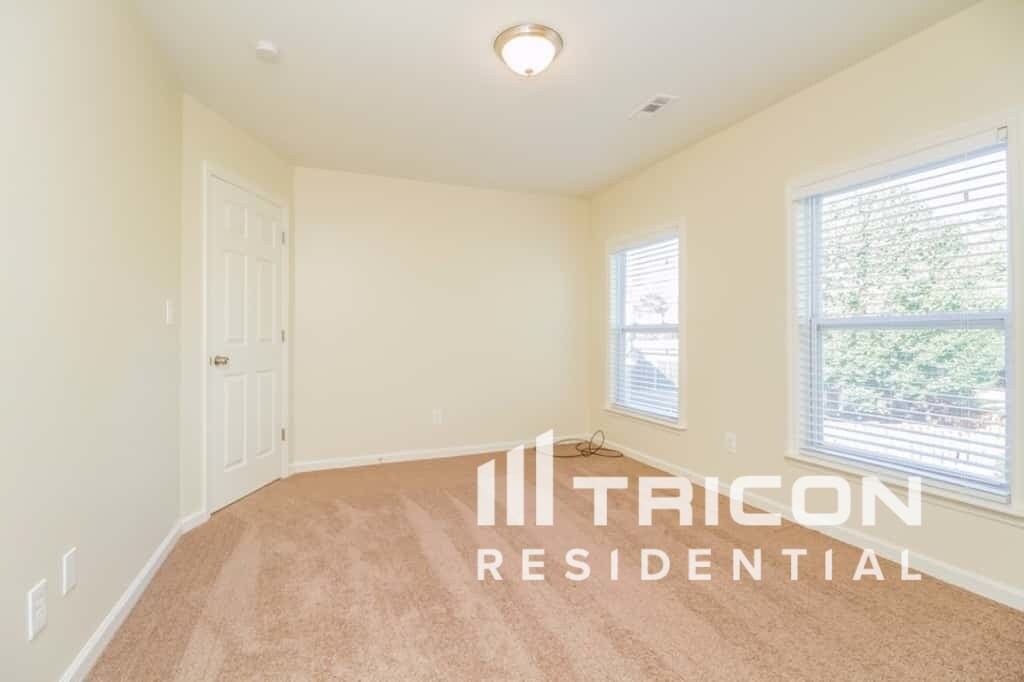 Building Photo - 2008 Prescott Way