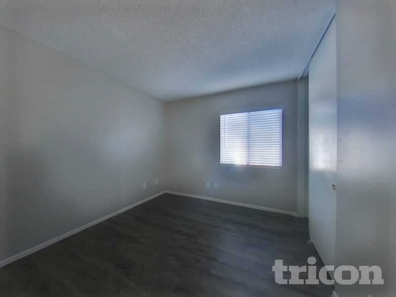 Building Photo - 11219 N 51st Dr