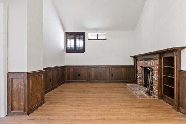 Building Photo - 3009 Nicada Dr