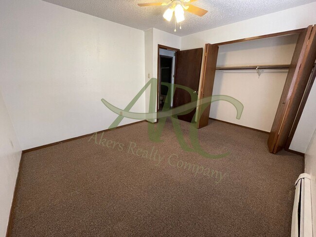 Building Photo - 1318-1324 Anita St