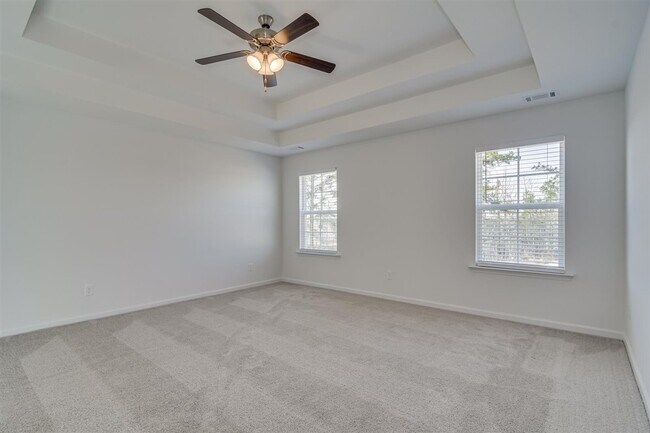 Building Photo - 124 Dublin Lp