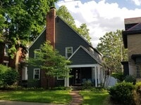 Building Photo - 161 E Oakland Ave