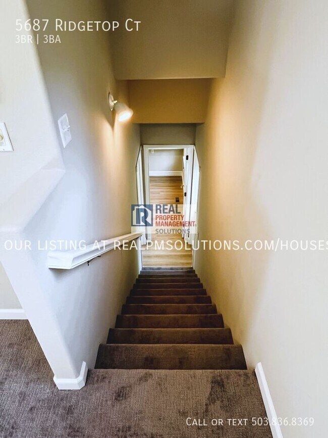 Building Photo - 5687 Ridgetop Ct
