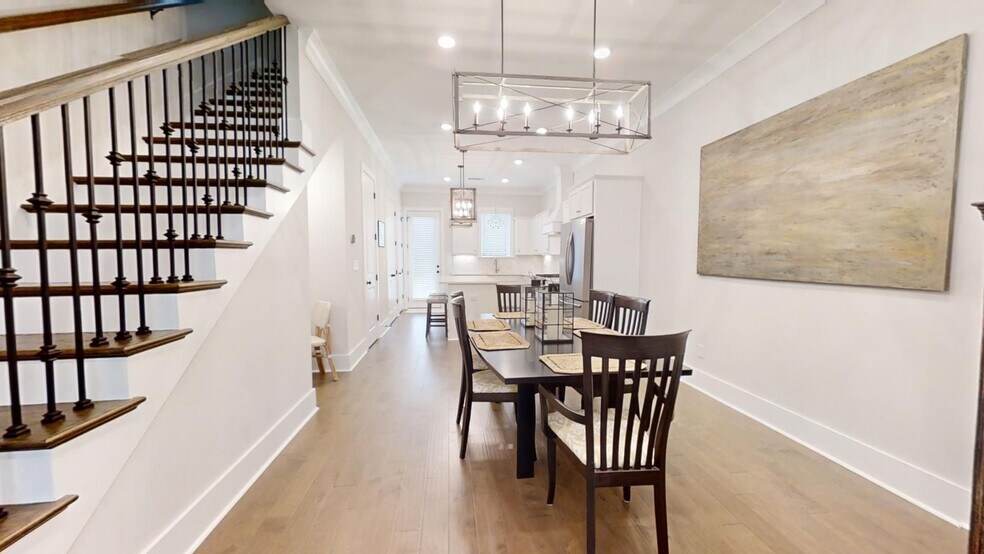 Building Photo - 2106 Moores Mill Rd