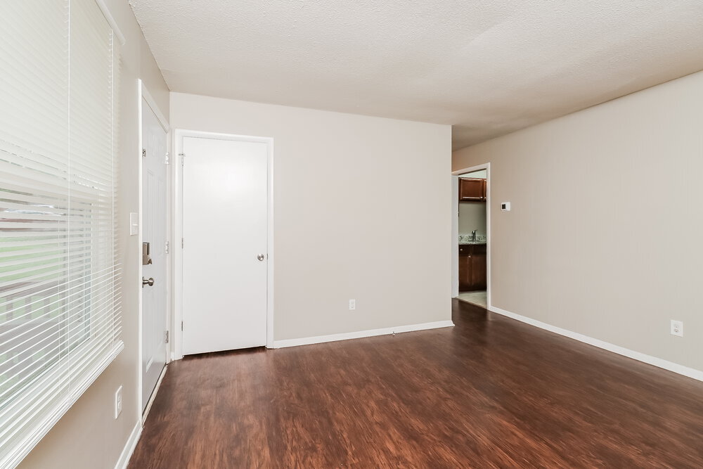 Building Photo - 4121 Carlyle Dr