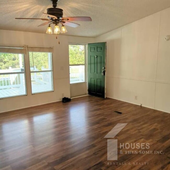 Building Photo - 515 McKinney Rd