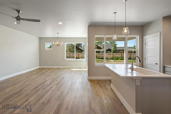 Building Photo - 355 Meriwether Ave