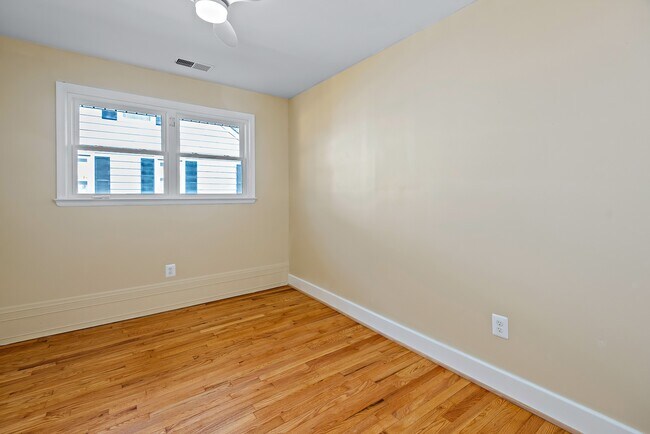 Building Photo - 312 Chalfonte Dr