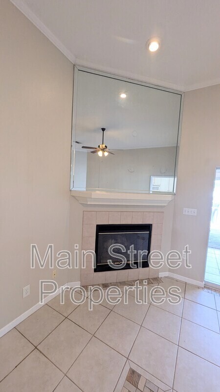 Building Photo - 1612 College Pkwy