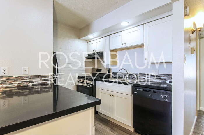 Building Photo - 6320 N 16th St