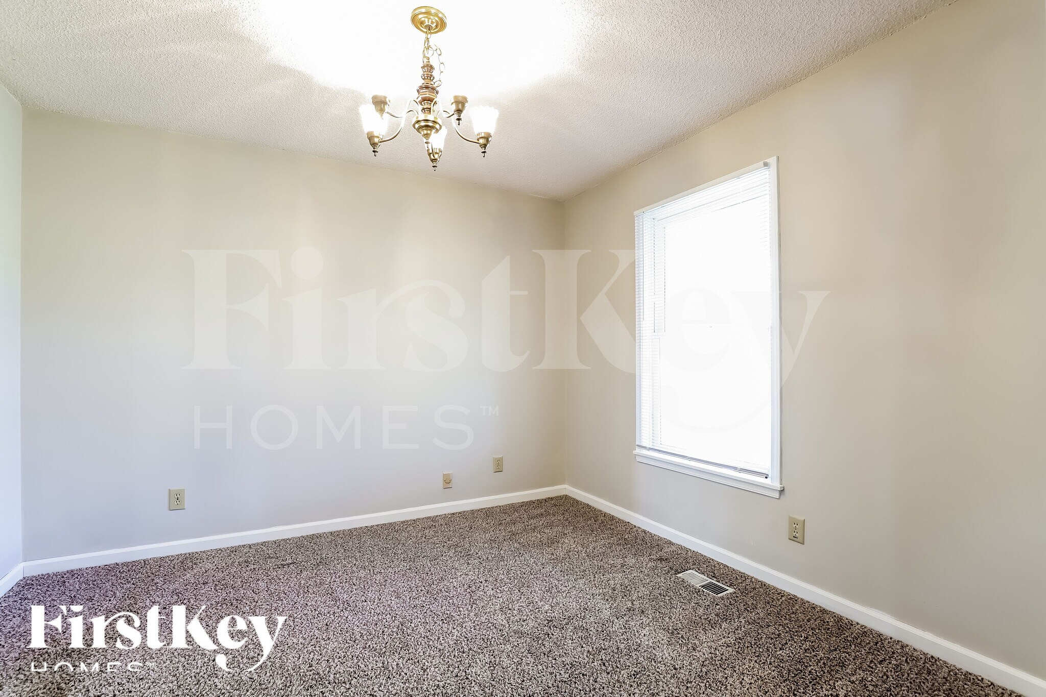 Building Photo - 2770 Quillians Dr