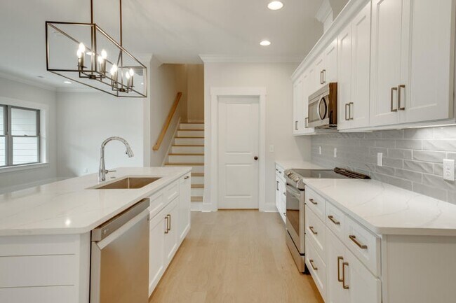 Building Photo - 9678 Dutton Ln