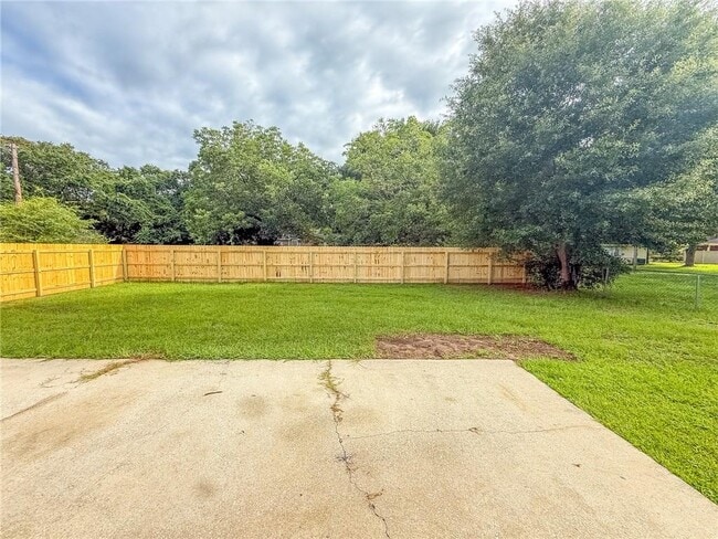 Building Photo - 8530 Williams Dr