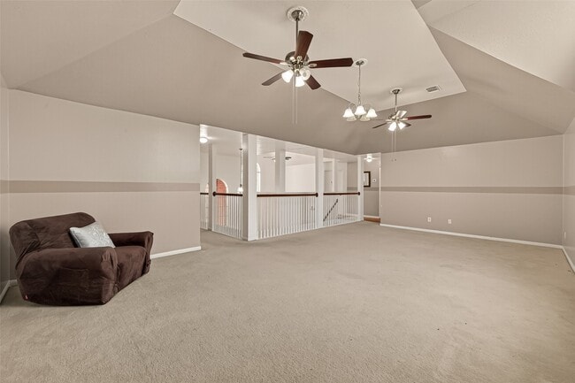 Building Photo - 16315 April Ridge Dr