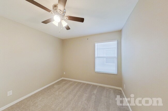 Building Photo - 830 Ginkgo Wy