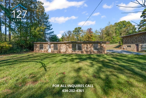 Building Photo - Newly Renovated 2 Bed / 1 Bath Apartment –...