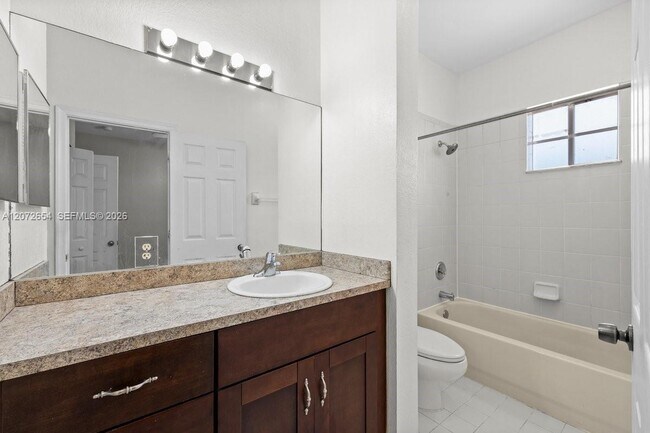 Building Photo - 7929 Tuscany Dr