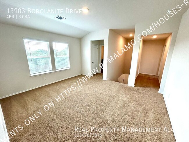 Building Photo - **MOVE-IN SPECIAL** Available Now! 4 Bedro...