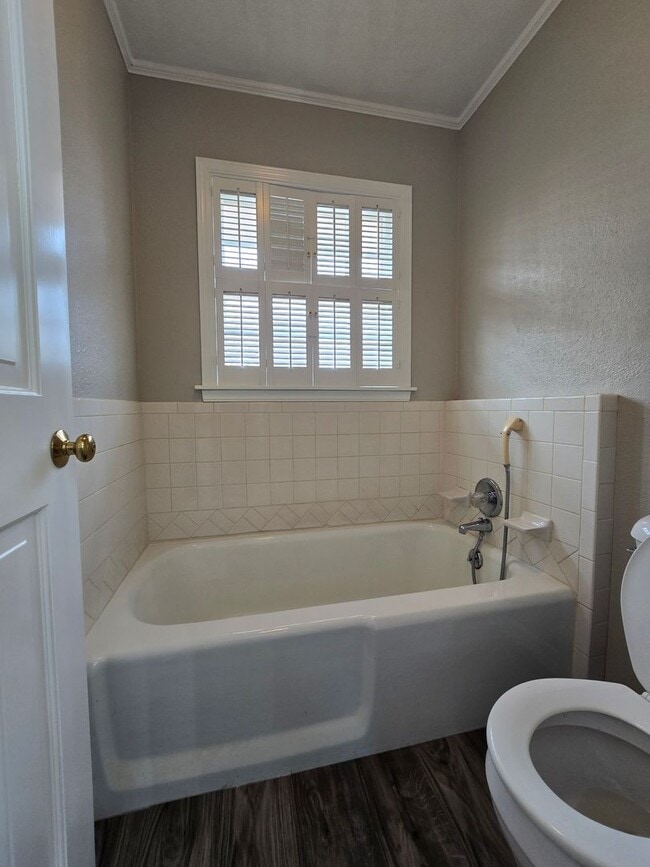 Building Photo - 3 Bedroom 2 Bath home in Shawnee!