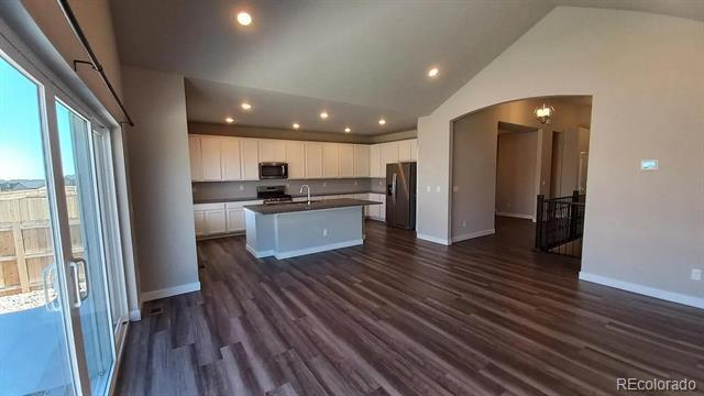 Building Photo - 10523 Summer Rdg Dr