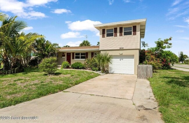 Primary Photo - 200 Price Ct