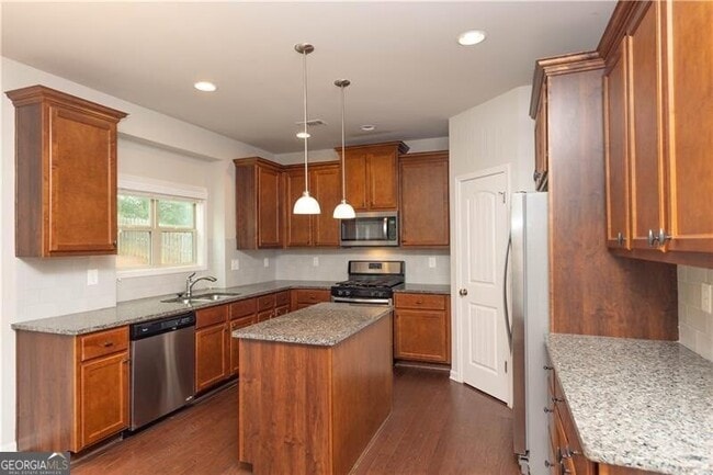 Building Photo - 772 Hawkins Creek Dr