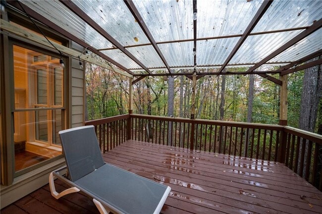 Building Photo - 1949 Point River Dr