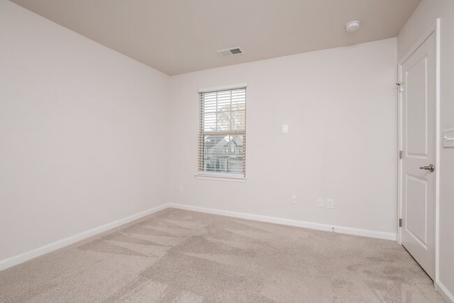 Building Photo - 1728 Ripley Woods St