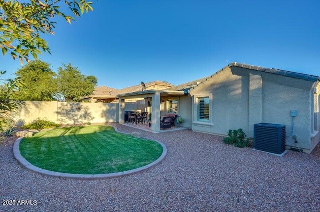 Building Photo - 2938 E Quiet Hollow Ln