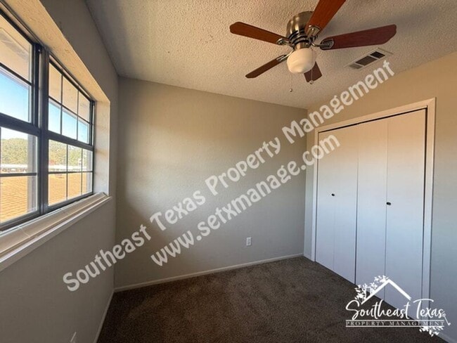 Building Photo - 4147 Arthur Ln