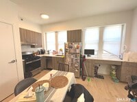 Building Photo - 19 Whitney Ave