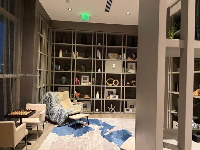 Building Photo - 1100 S Miami Ave