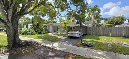 Building Photo - 10270 SW 92nd Terrace