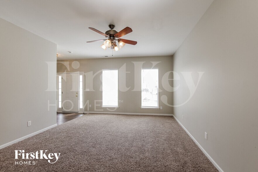 Building Photo - 9201 Aloysia Ln
