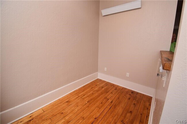 Building Photo - 170 Court St