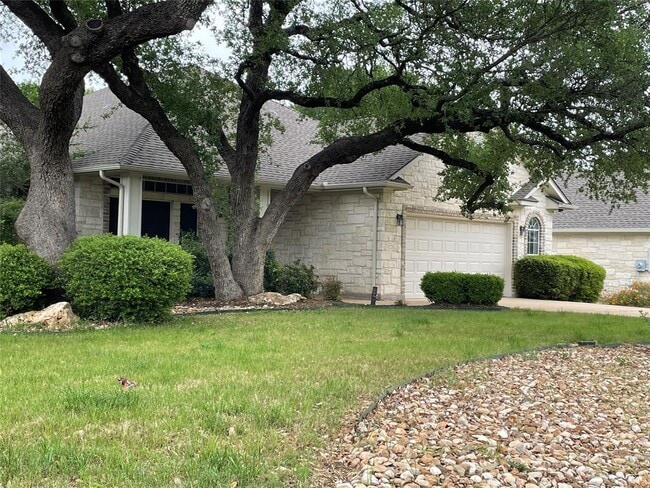 Building Photo - 120 Brazos Dr