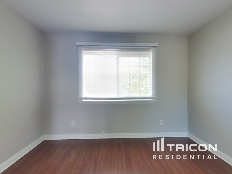 Building Photo - 41412 Yancey Ln