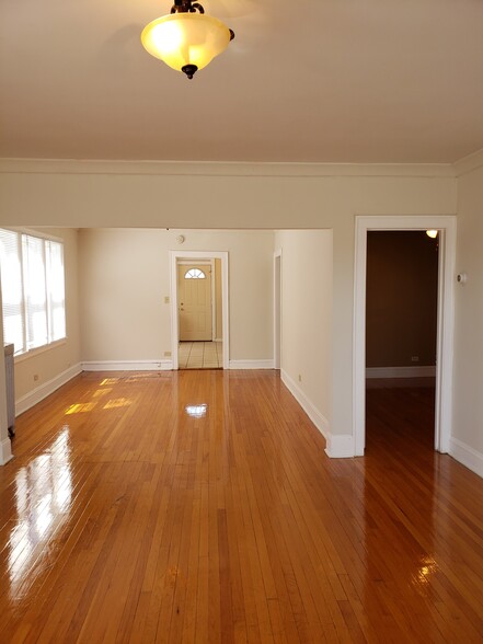 Building Photo - 7944 S Lafayette Ave
