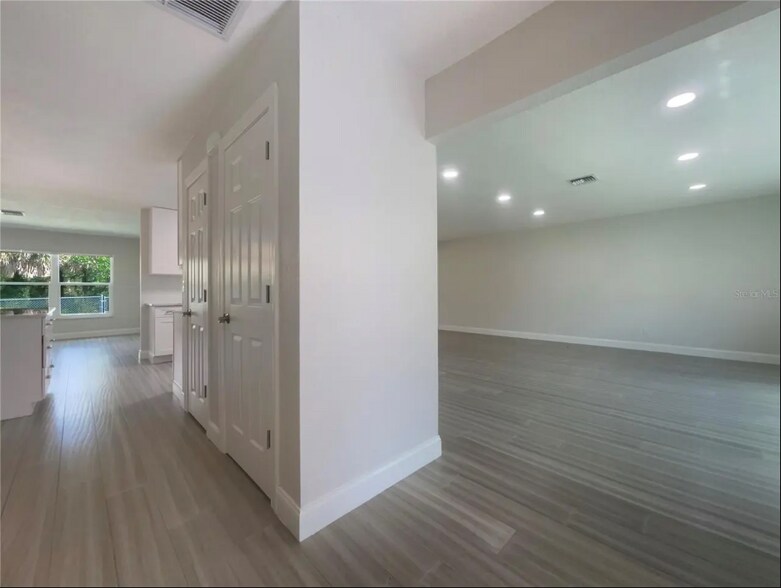 Building Photo - 790 Harvard St