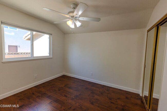 Building Photo - 569 S Danville Ave