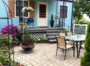 Building Photo - 2732 Eldridge Ave