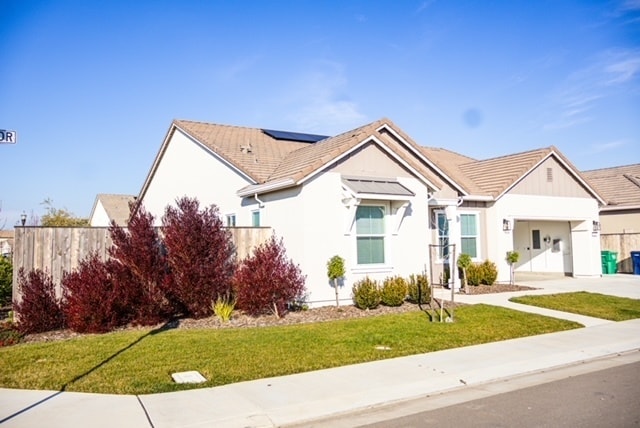 Building Photo - Lodi 3 Bedroom plus Office or Study 3 Bathroom Solar Power Home