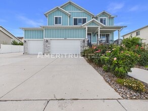 Building Photo - 2877 S Greenhead Dr