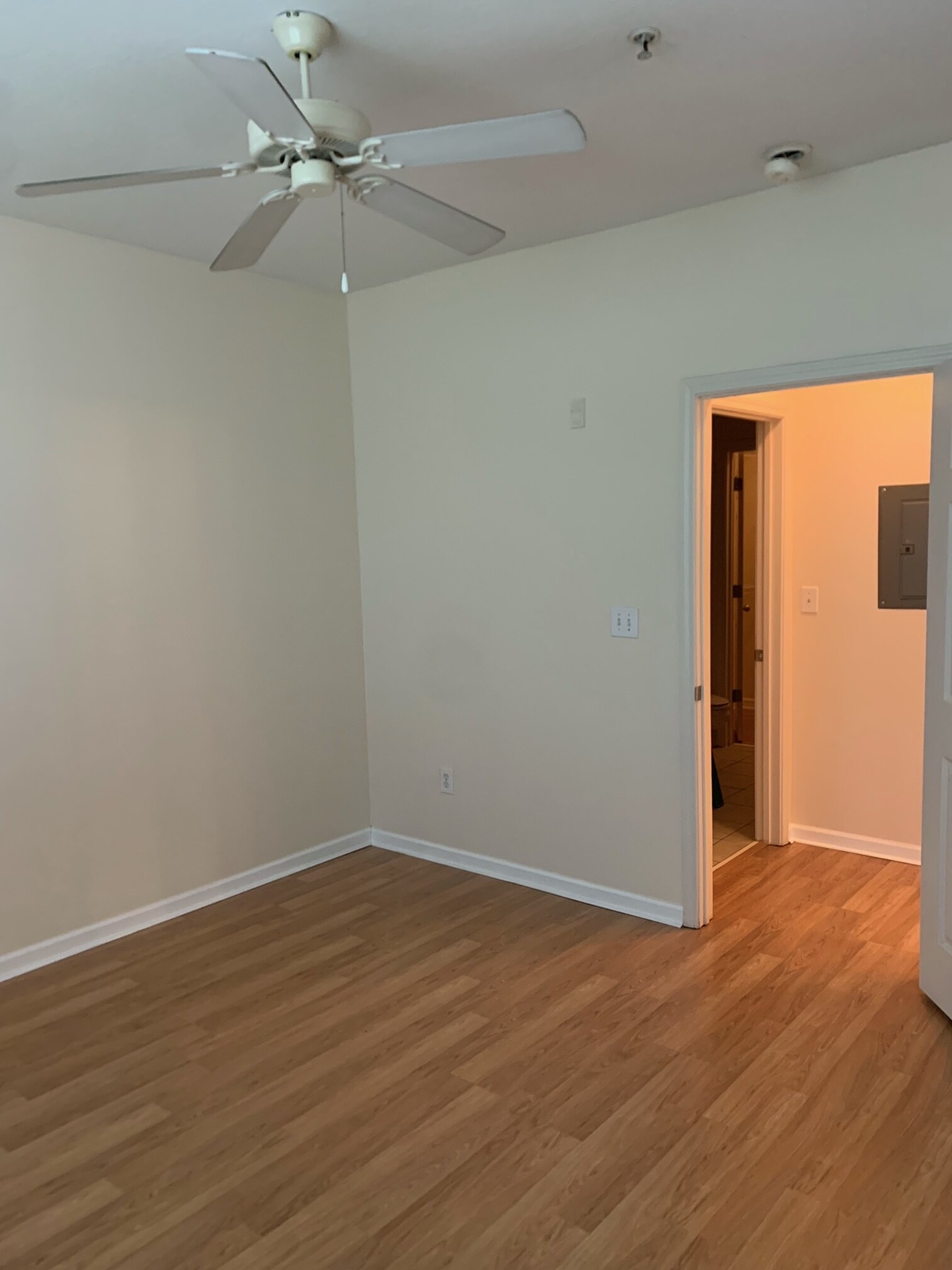 BEDROOM - 400 17th St NW
